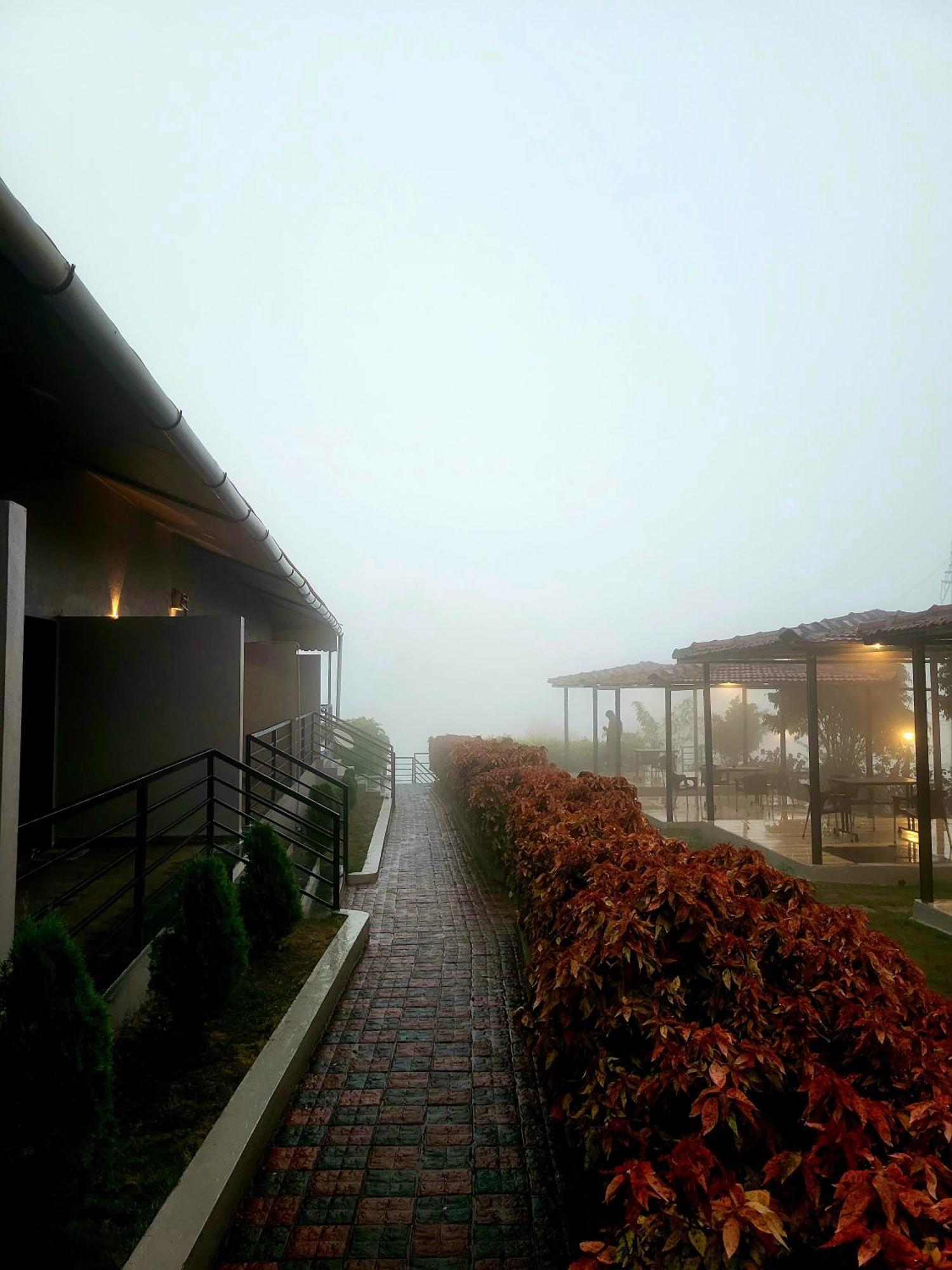 Vayu Resort - Kas Pathar Kanera Exterior foto